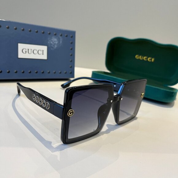 Gucci Women\'s Designer Sunglasses main image 8